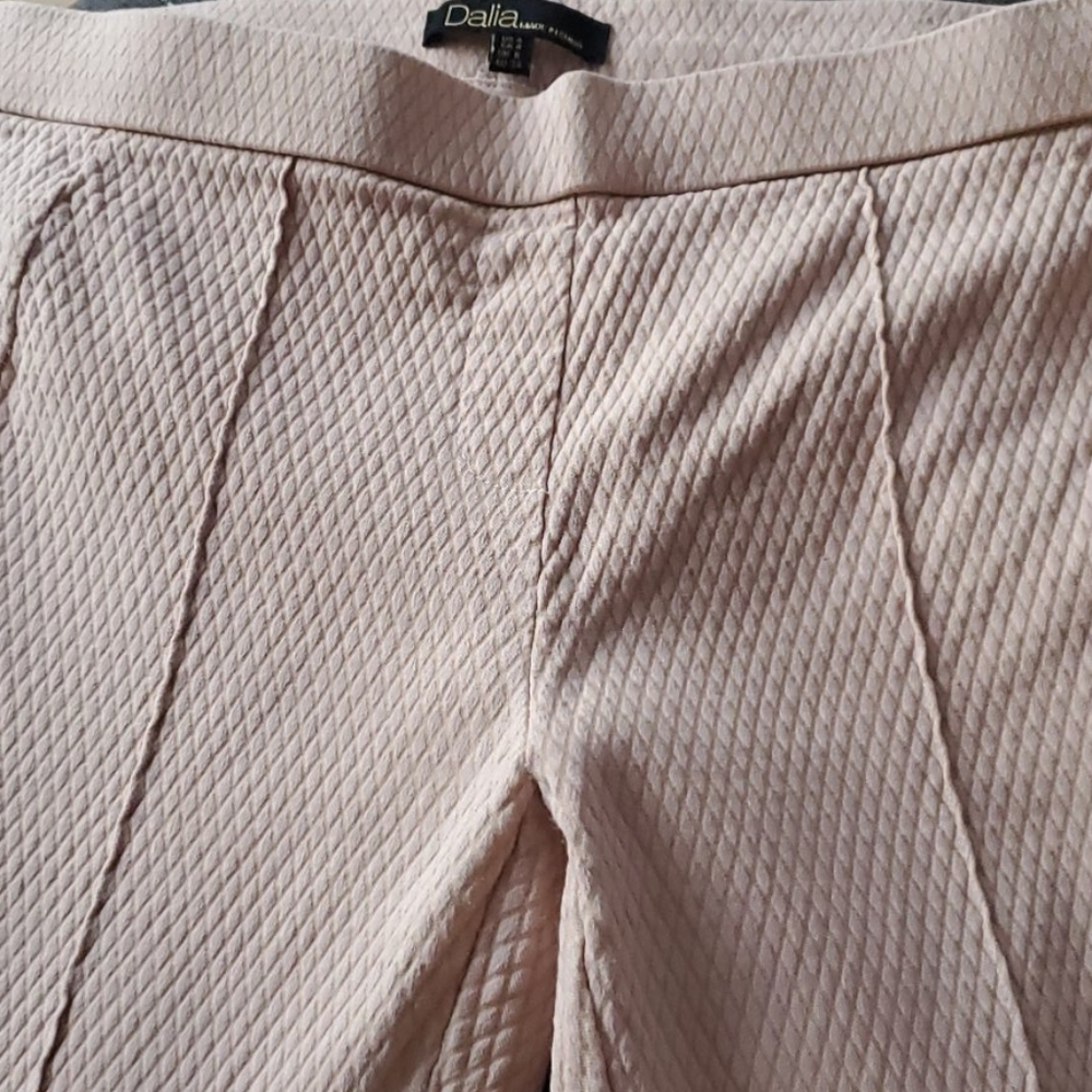 Pants - Picture 2 of 3